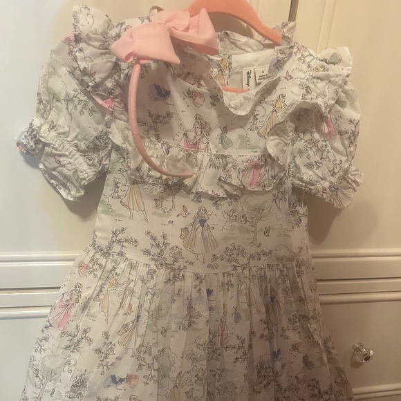 Janie and Jack - Picture 1 of 2